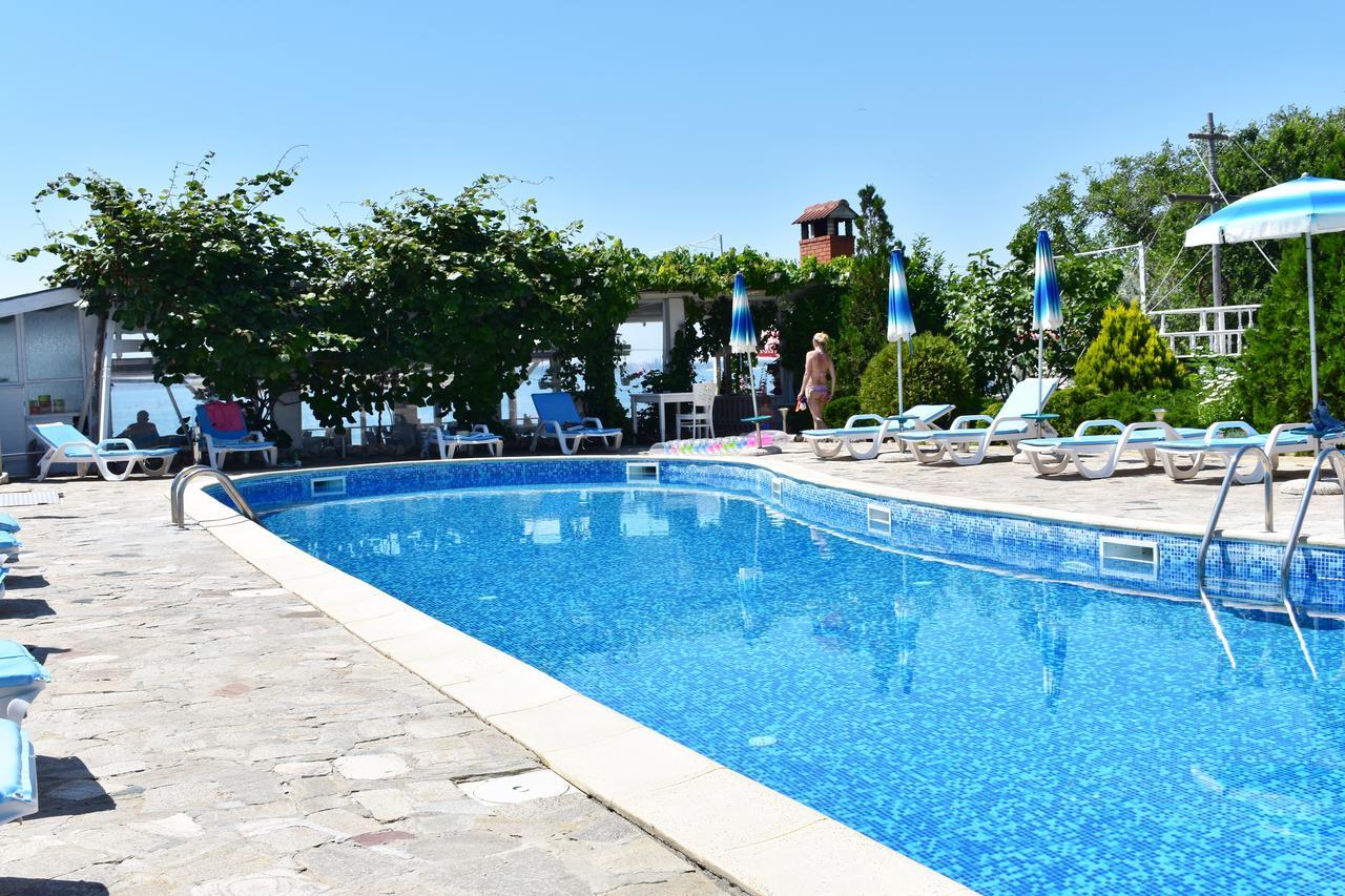 Nushev Hotel สวิติ วลัส ภายนอก รูปภาพ