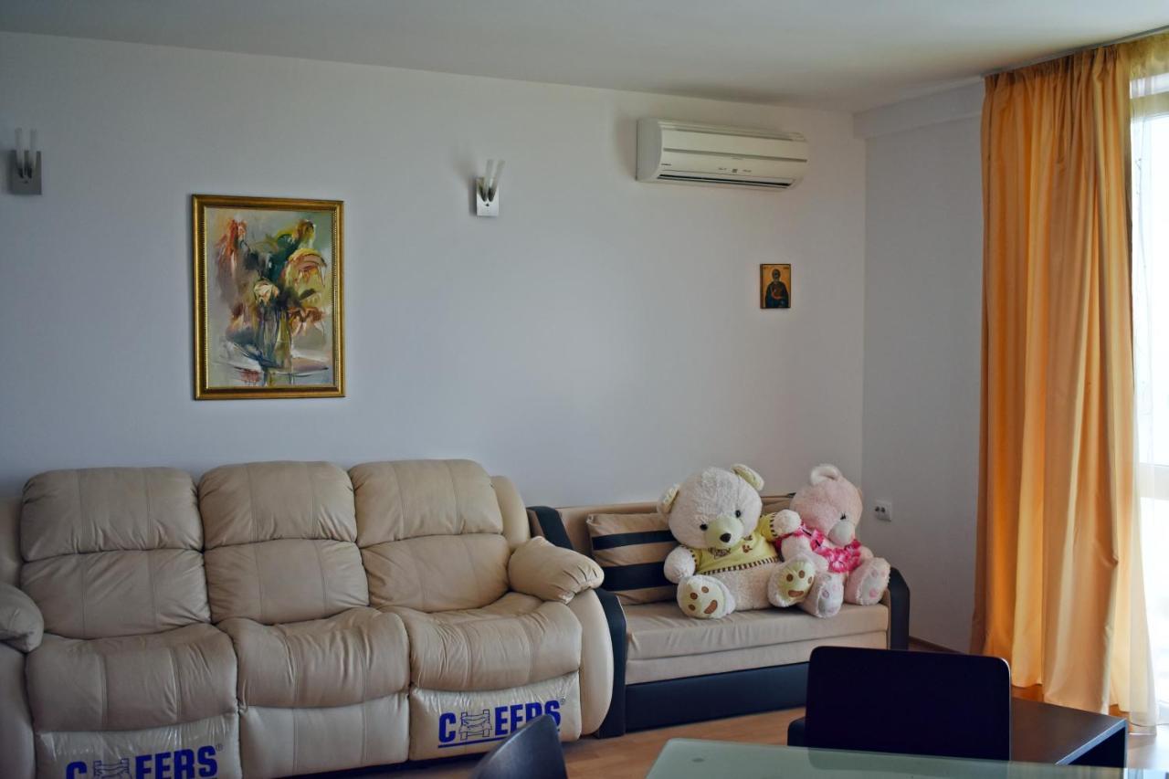 Nushev Hotel สวิติ วลัส ภายนอก รูปภาพ